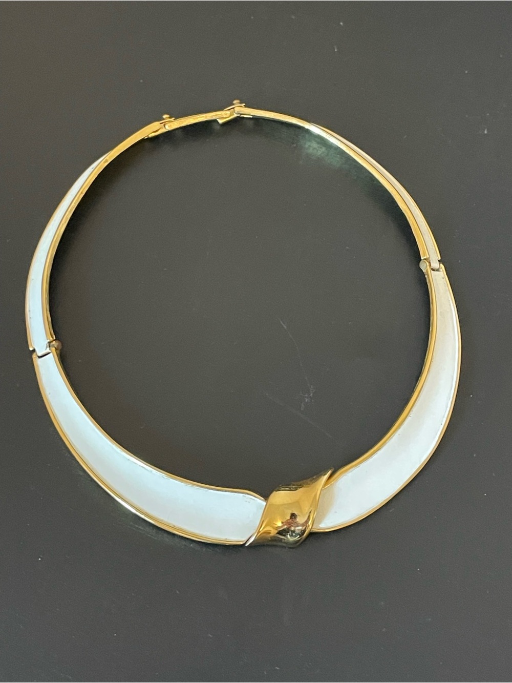 Vintage MONET White Enamel and Gold Tone Twisted Knot Necklace